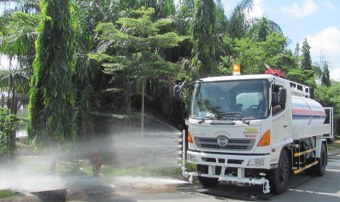 Cho thuê xe bồn chở nước tưới cây công ty Tiến Minh an toàn